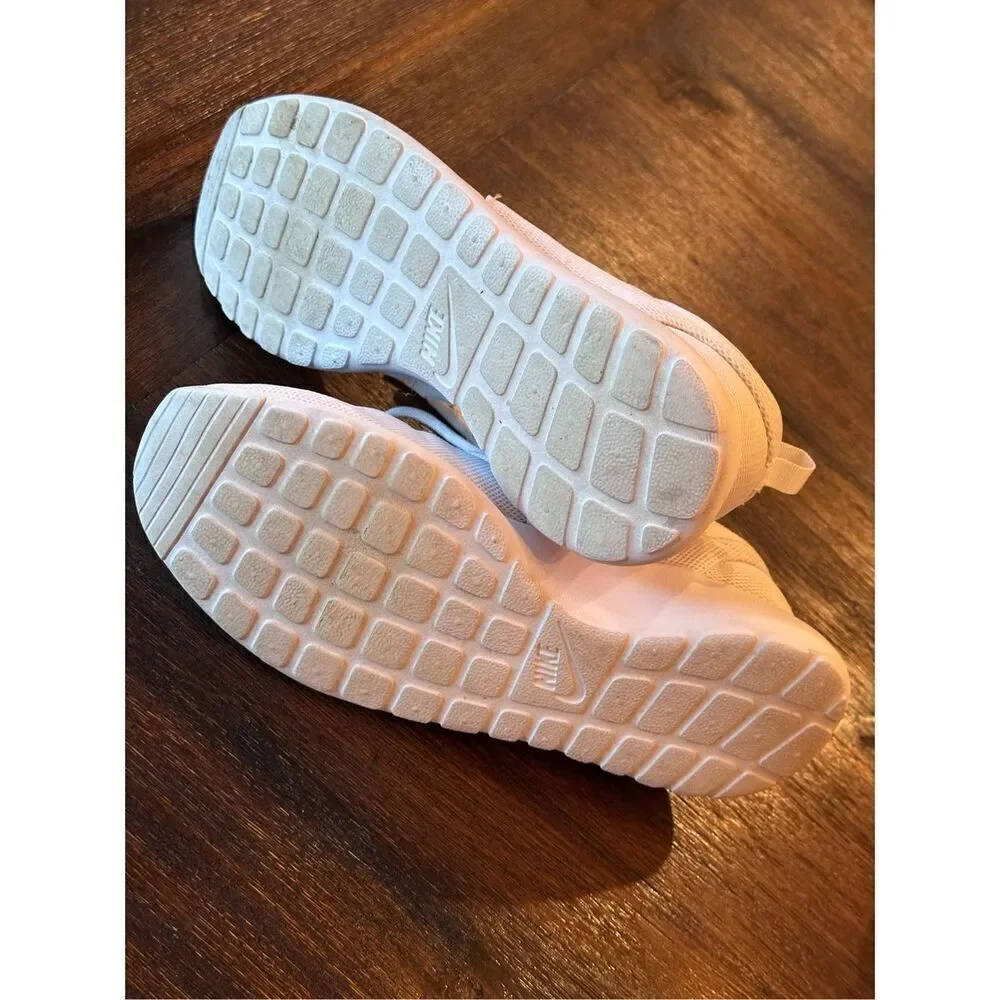 Women’s Nike Roshe One Shoes